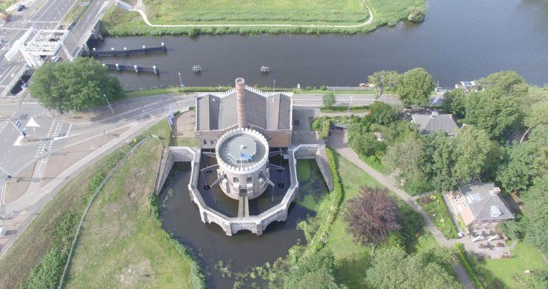 The steam powered Cruquius pumping station in the Haarlemmermeer polder. Image credit: ‘Gemaal De Cruquius’, by Hanno Lans