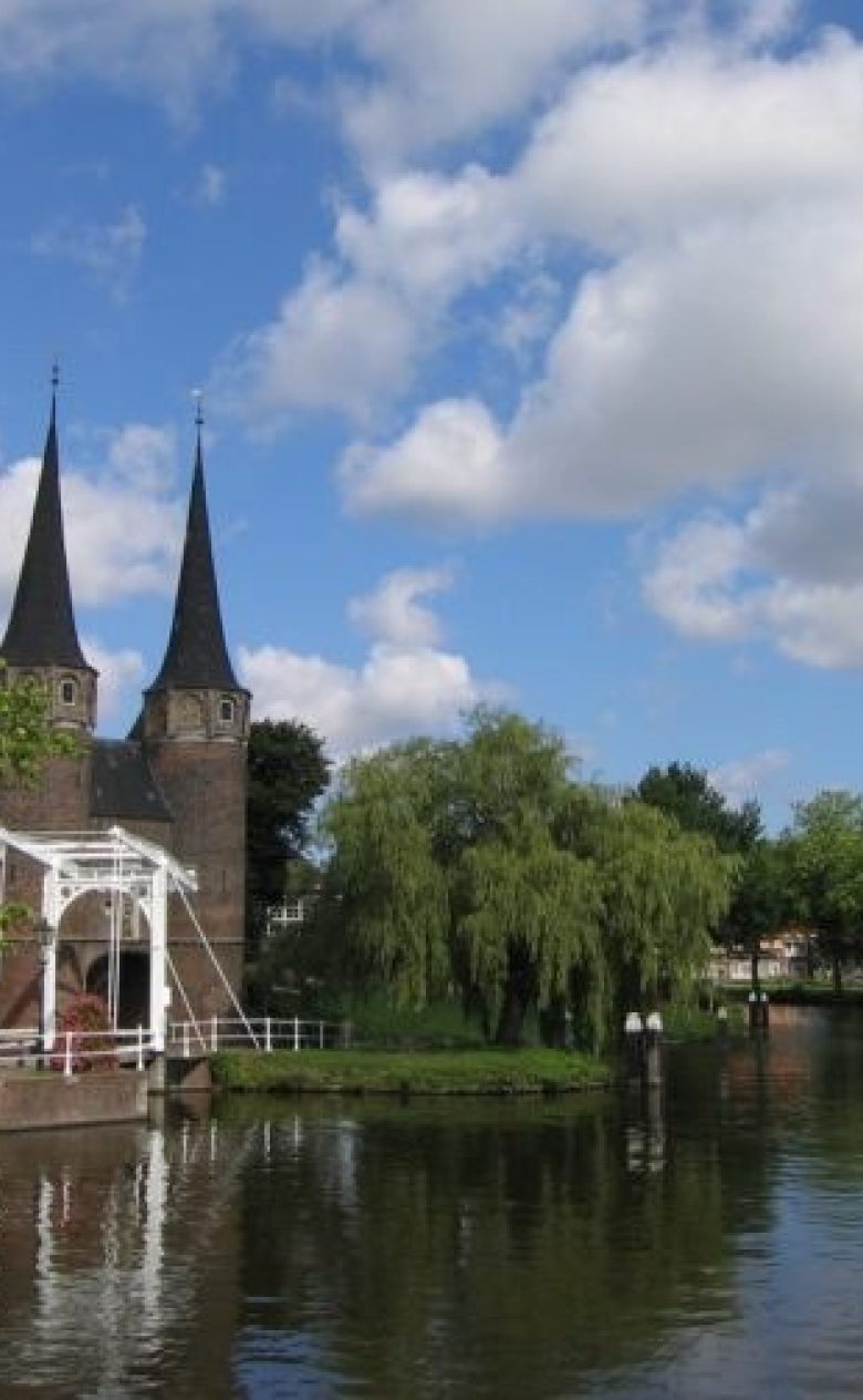 Delft canal tour
